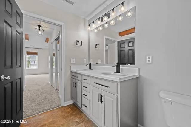 $325,000 | 101 Loyd Lane, Beulaville, NC 28518