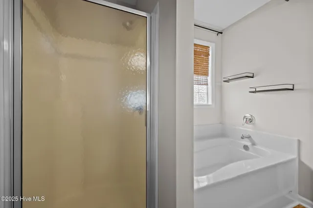 $325,000 | 101 Loyd Lane, Beulaville, NC 28518