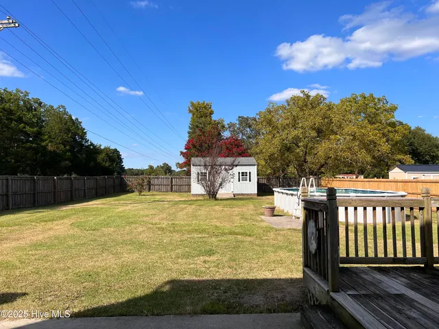 $325,000 | 101 Loyd Lane, Beulaville, NC 28518