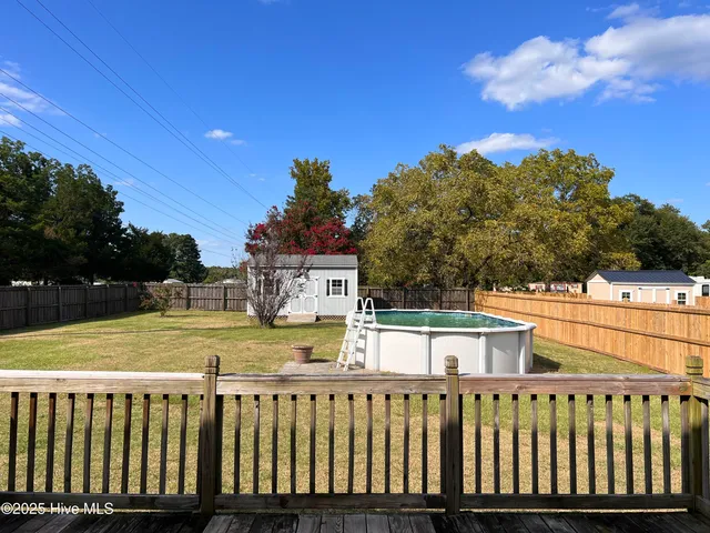 $325,000 | 101 Loyd Lane, Beulaville, NC 28518