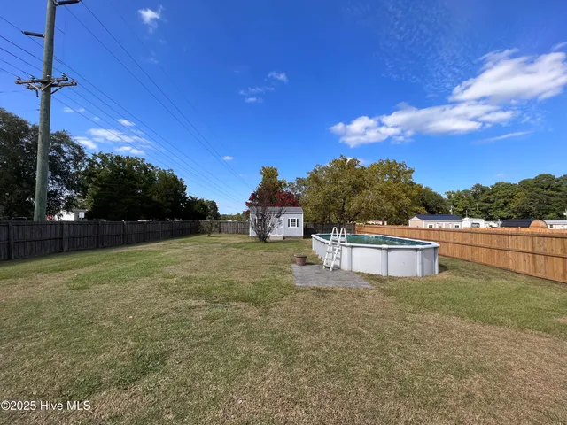 $325,000 | 101 Loyd Lane, Beulaville, NC 28518