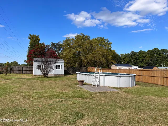 $325,000 | 101 Loyd Lane, Beulaville, NC 28518