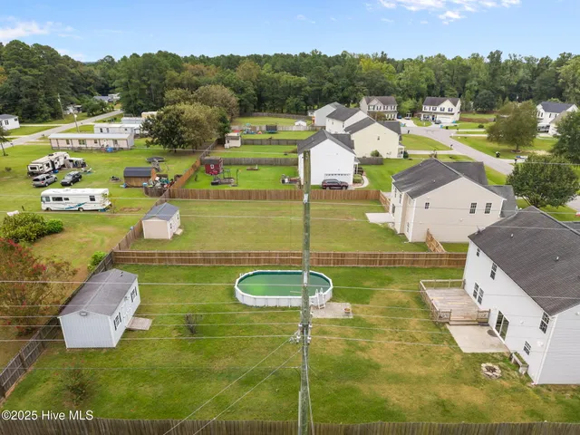 $325,000 | 101 Loyd Lane, Beulaville, NC 28518