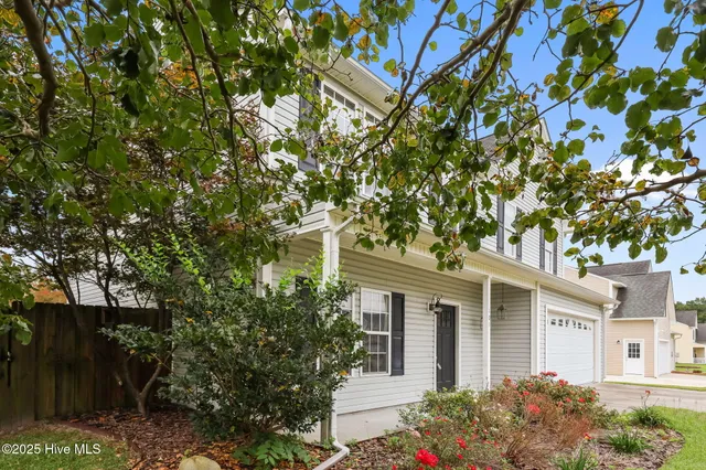 $325,000 | 101 Loyd Lane, Beulaville, NC 28518