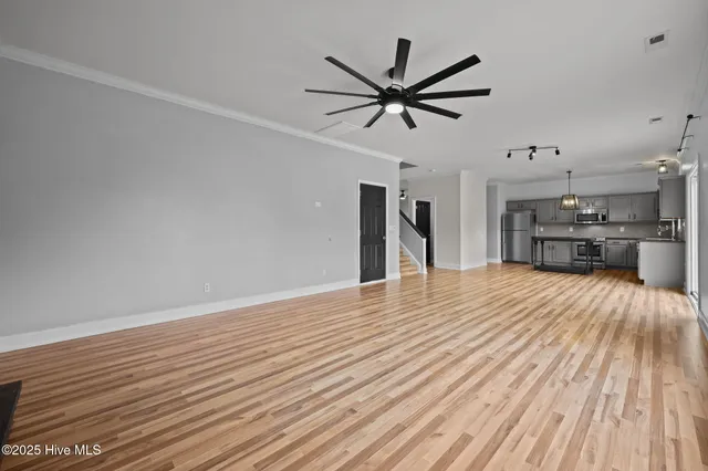 $325,000 | 101 Loyd Lane, Beulaville, NC 28518