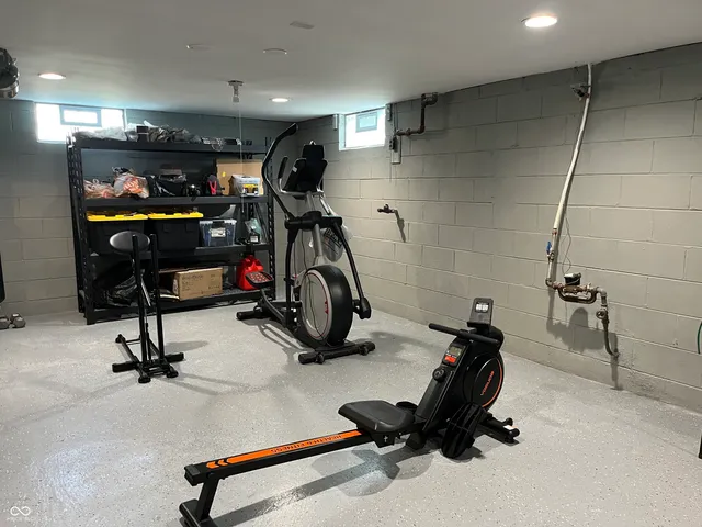 $159,900 | 1424 West 27th Street, Indianapolis, IN 46208