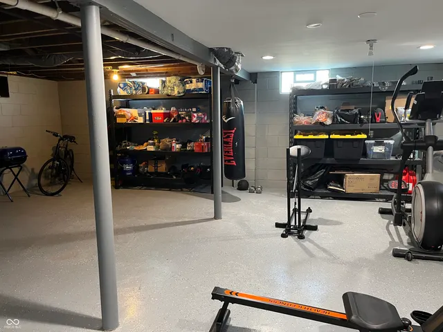 $159,900 | 1424 West 27th Street, Indianapolis, IN 46208