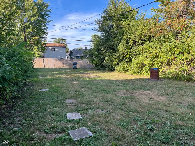 $159,900 | 1424 West 27th Street, Indianapolis, IN 46208