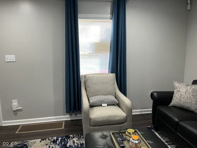 $159,900 | 1424 West 27th Street, Indianapolis, IN 46208