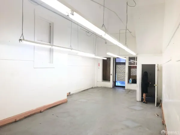 $1,388,000 | 916-920 Clay Street, San Francisco, CA 94108