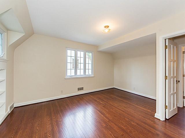 2267 Oxford Road Columbus, OH 43221 - Photo 13 of 24
