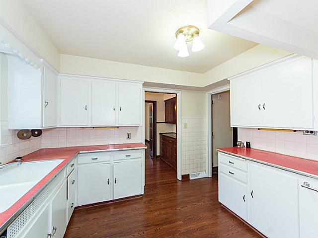 2267 Oxford Road Columbus, OH 43221 - Photo 9 of 24