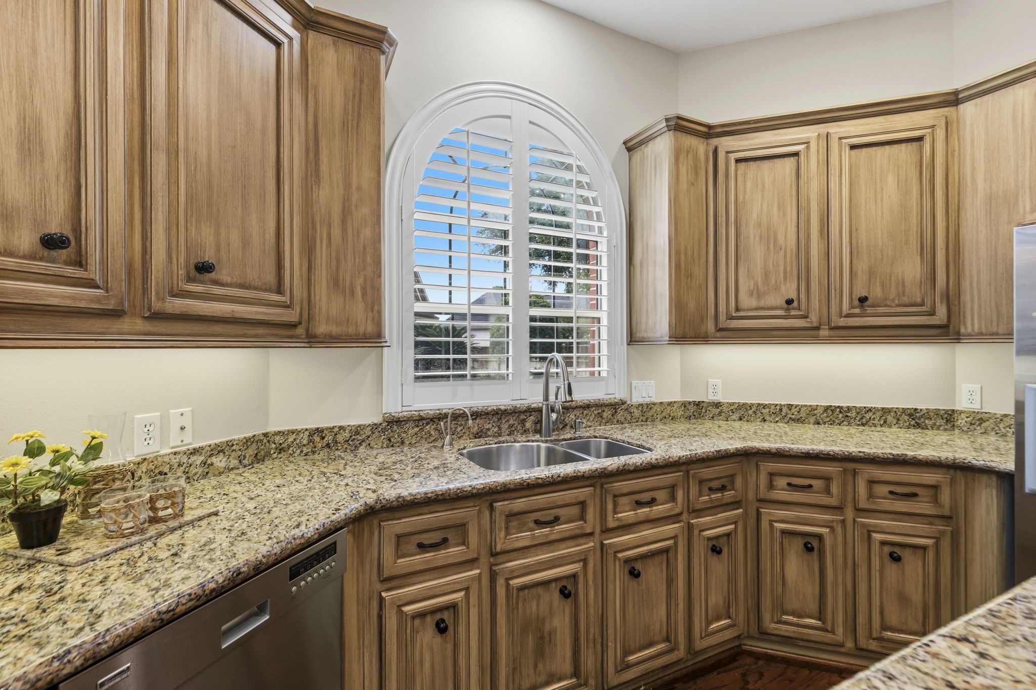 18310 Pamela Way Spring, TX 77379 - Photo 15 of 42 The freshly painted downstairs extends into the kitchen.