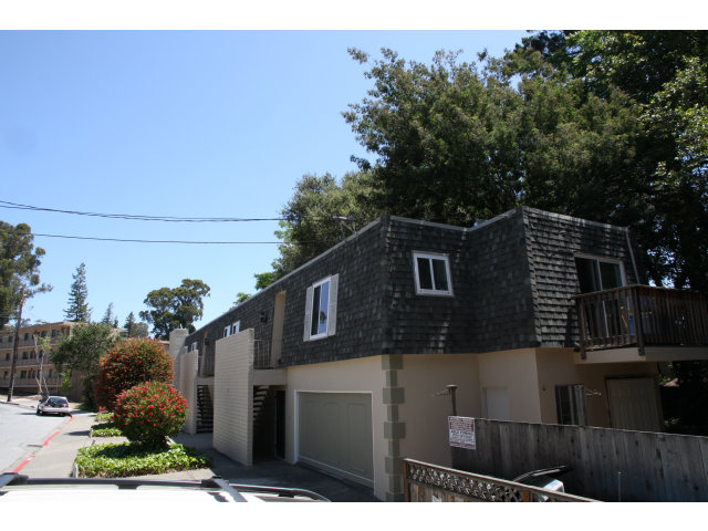 17 Devonshire Boulevard San Carlos, CA 94070 - Photo 2 of 25 a front view of a house with a tree