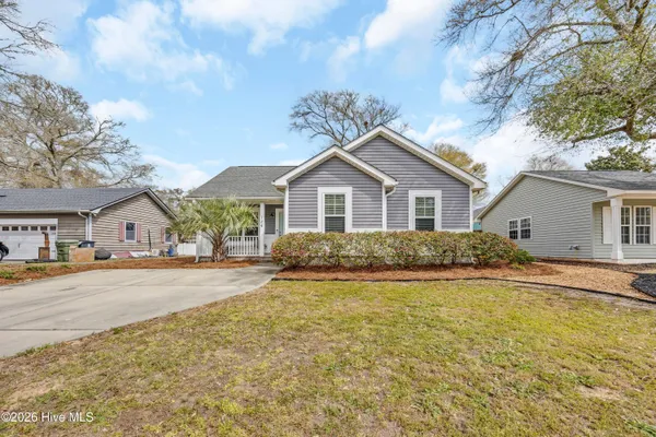 $499,900 | 134 Northwest 17th Street, Oak Island, NC 28465