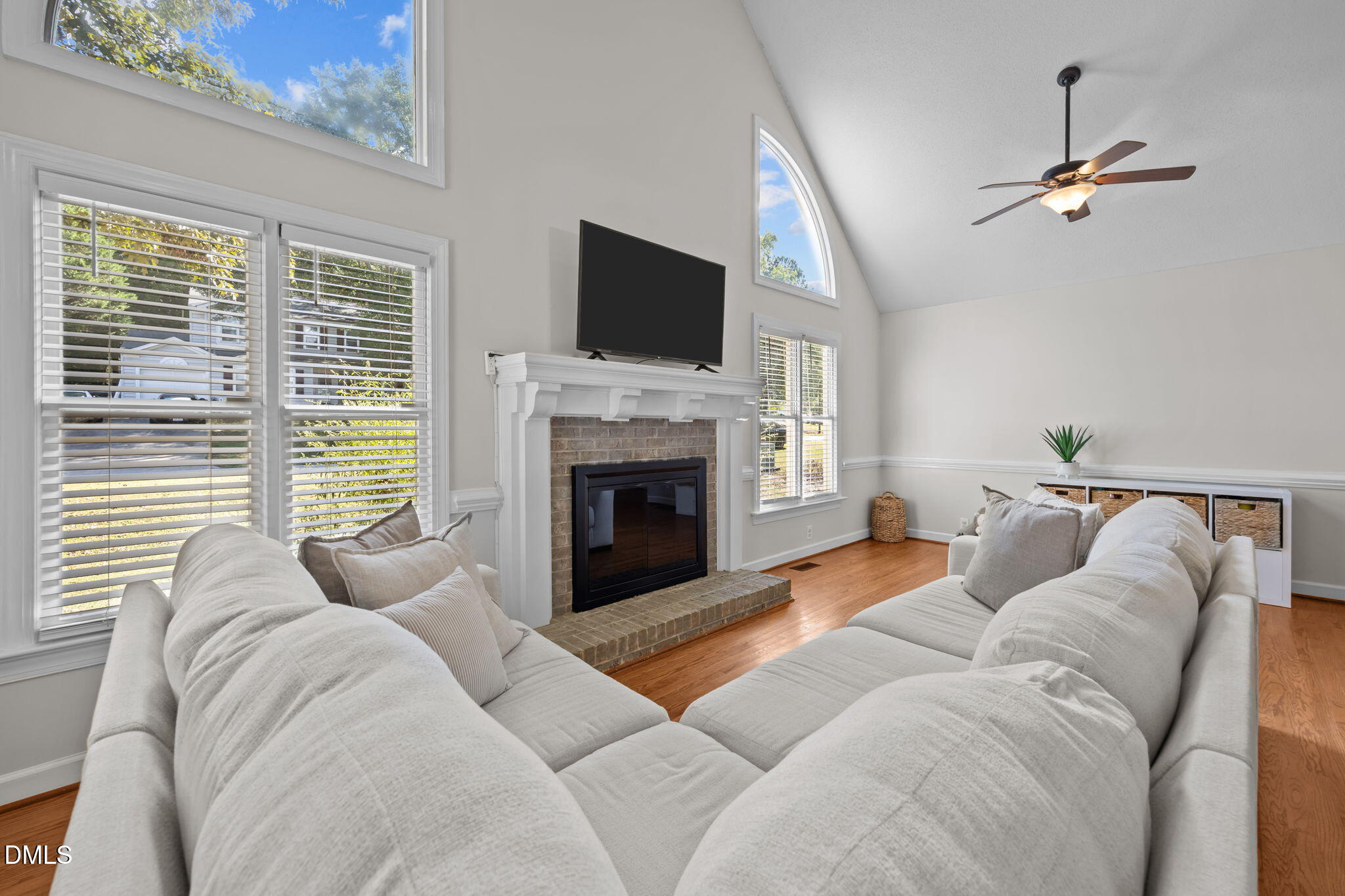 5620 Torness Court Raleigh, NC 27604 - Photo 9 of 47 30-web-or-mls-IMG_6964