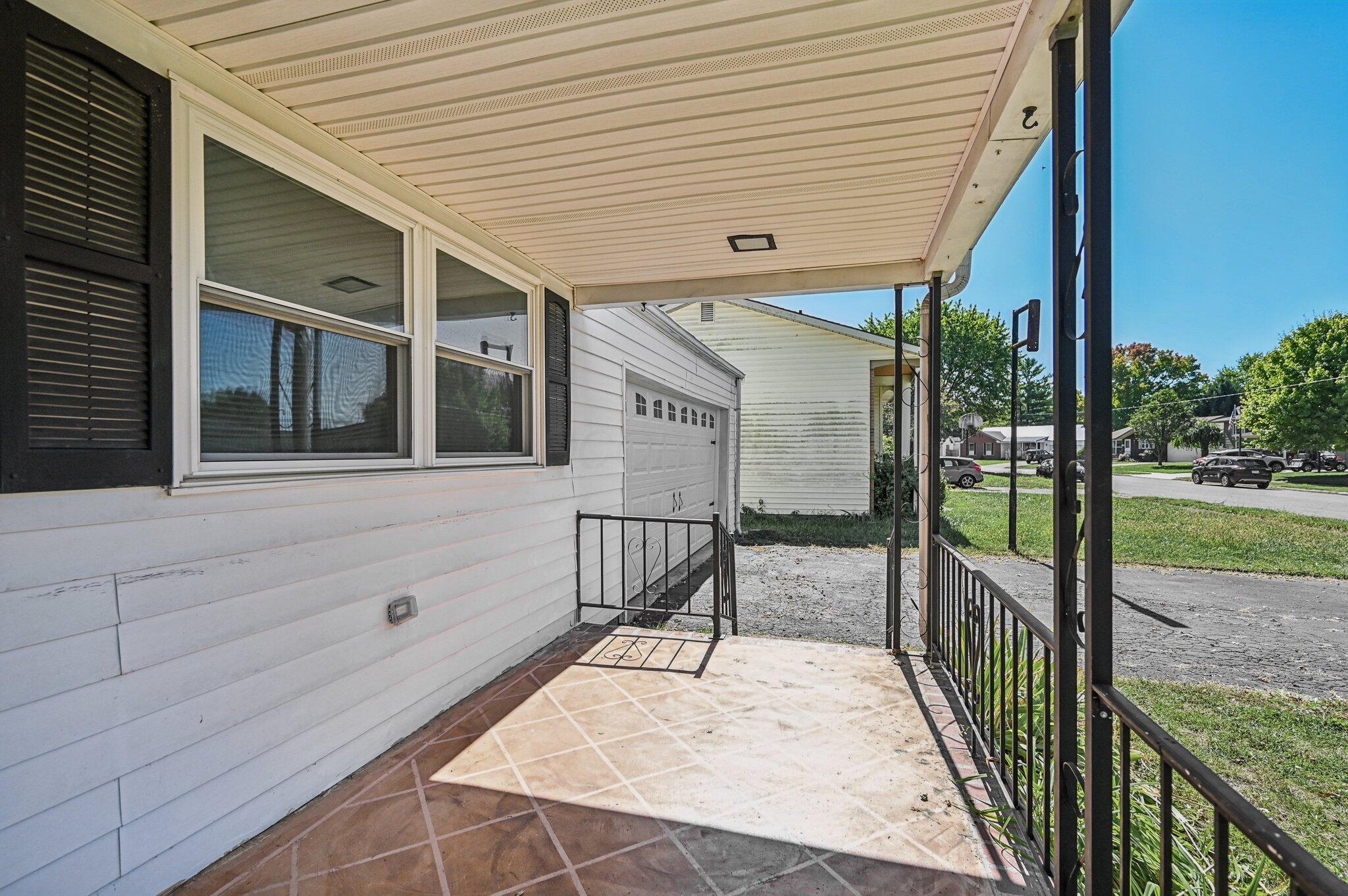 456 Edwards Road Circleville, OH 43113 - Photo 2 of 48 4-web-or-mls-Edwards Rd-S0210-004