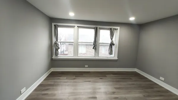 $1,650 | 3013 South Haynes Court, Unit 2F, Chicago, IL 60608