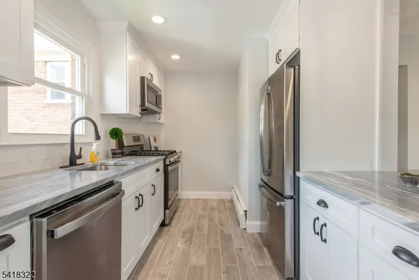 $2,100 | 71 Roseland Avenue, Unit 60, Caldwell, NJ 07006