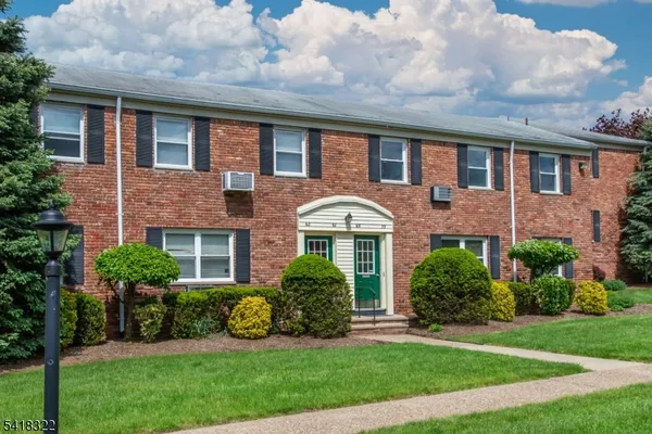 $2,100 | 71 Roseland Avenue, Unit 60, Caldwell, NJ 07006