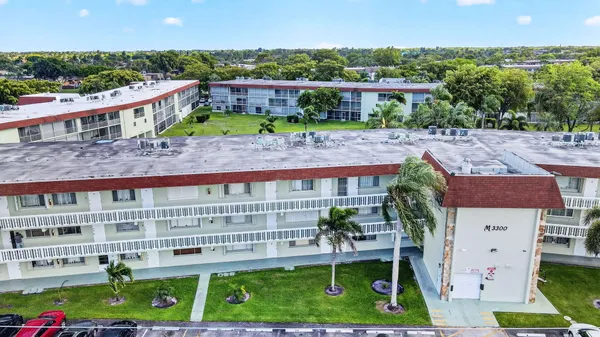 $79,997 | 3300 Springdale Boulevard, Unit 208, Palm Springs, FL 33461