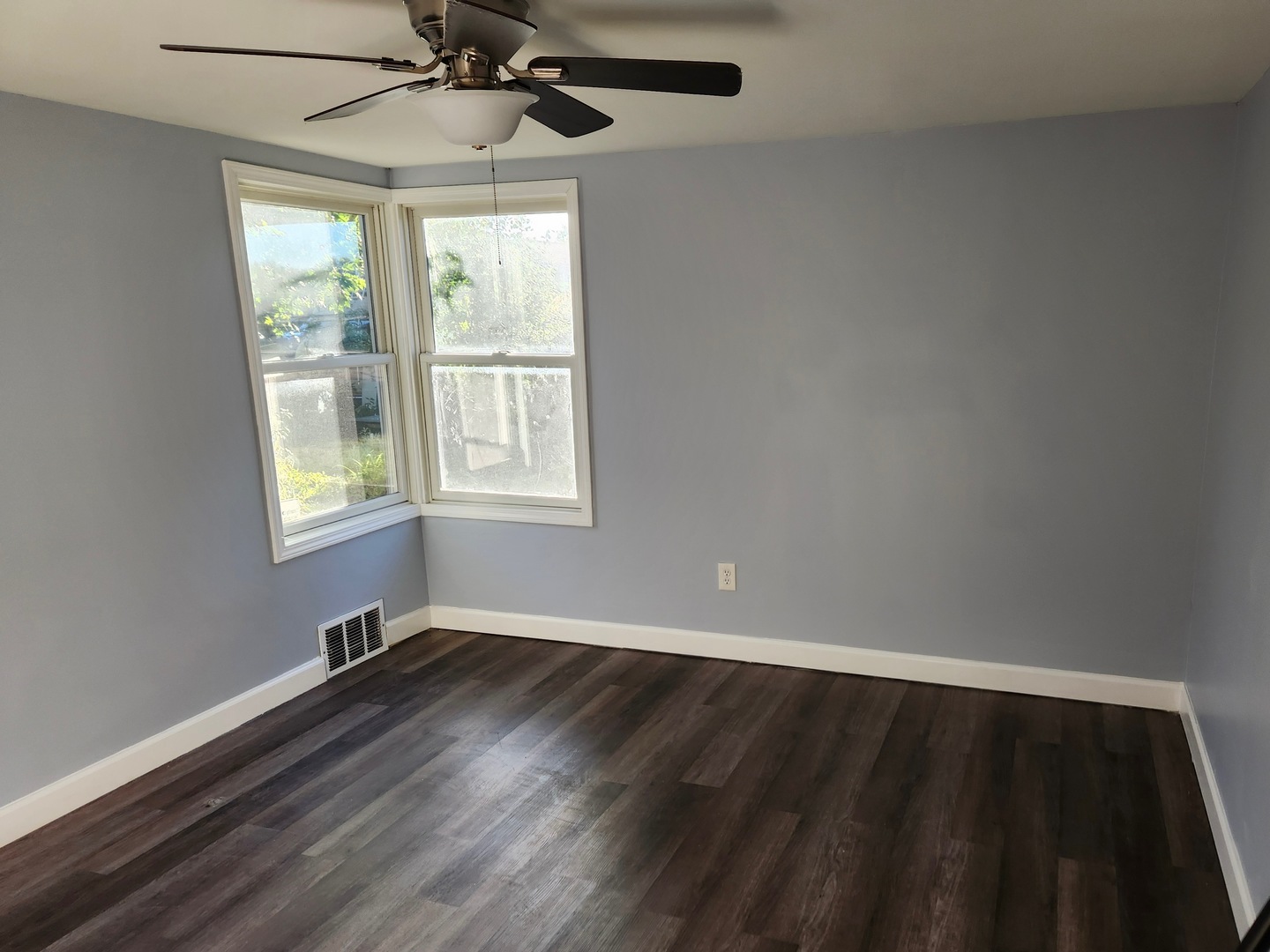 5301 South Catherine Avenue Countryside, IL 60525 - Photo 11 of 12