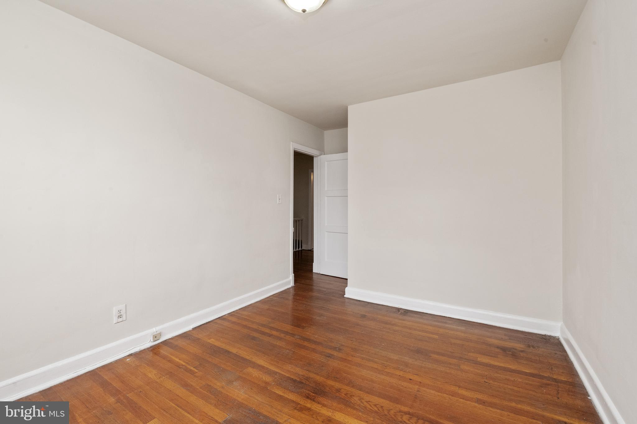 1613 Northgate Road Baltimore, MD 21218 - Photo 24 of 34