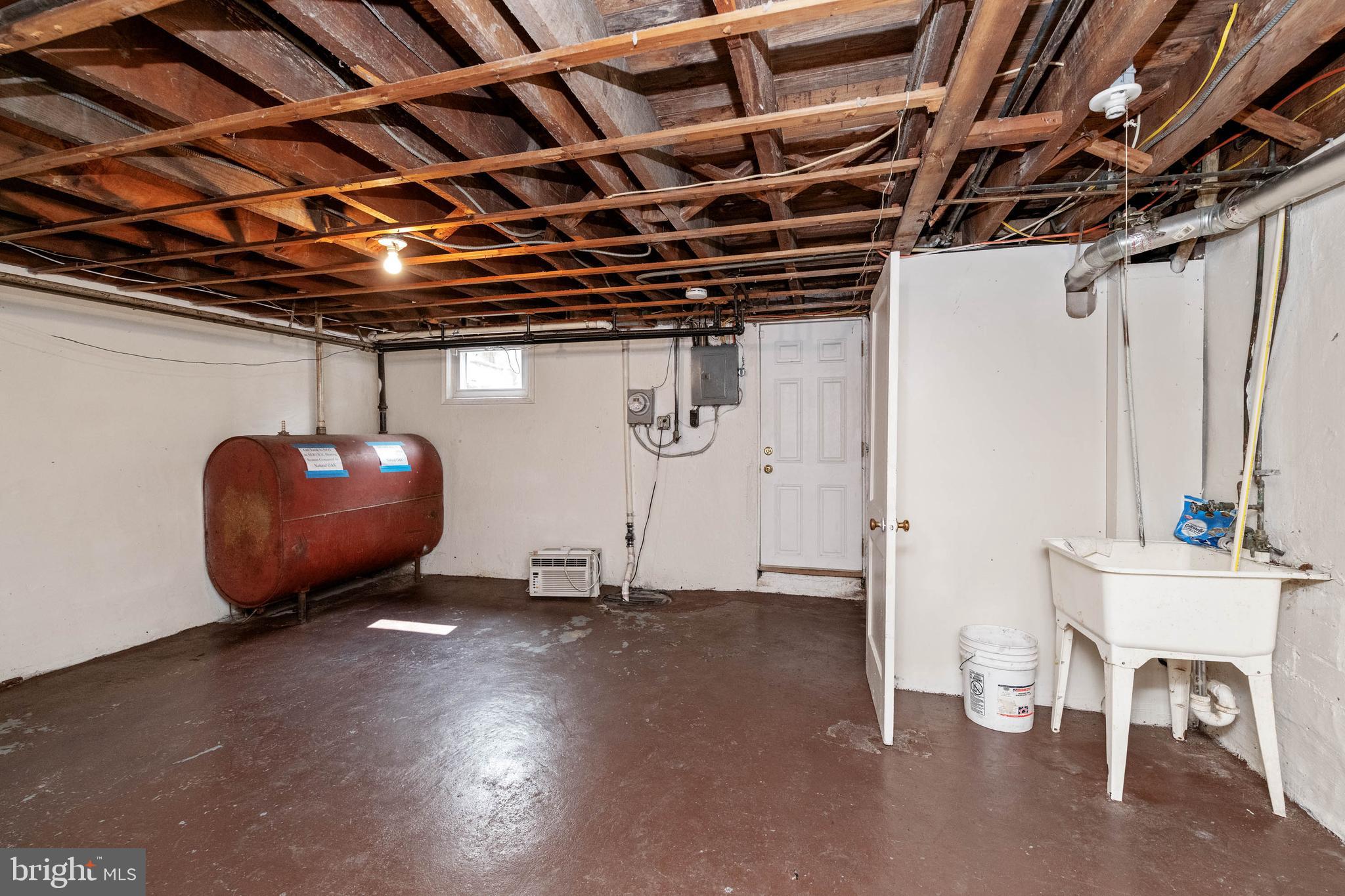 1613 Northgate Road Baltimore, MD 21218 - Photo 32 of 34