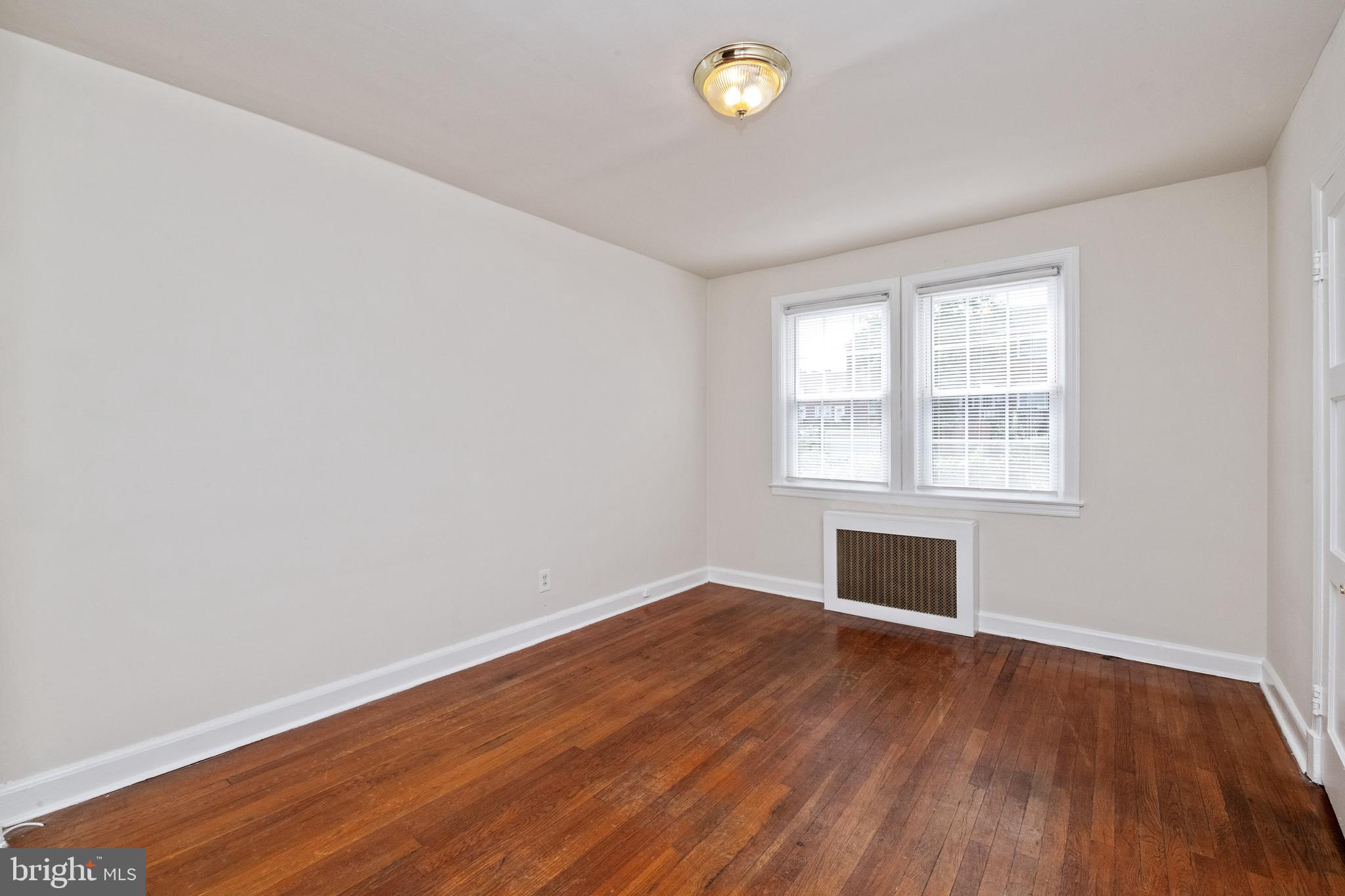 1613 Northgate Road Baltimore, MD 21218 - Photo 9 of 34