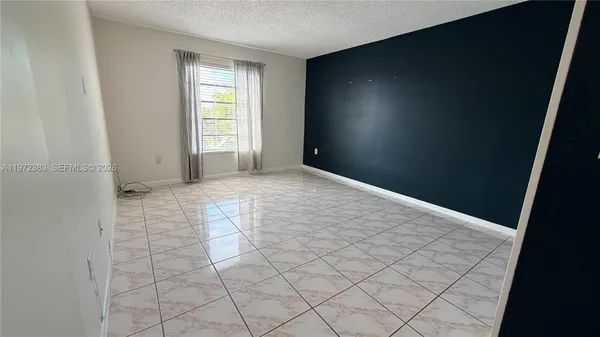 $2,400 | 1300 Southwest 122nd Avenue, Unit 4162, Miami, FL 33184