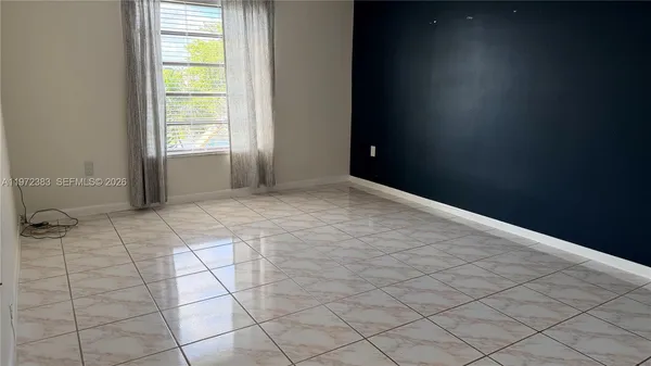 $2,400 | 1300 Southwest 122nd Avenue, Unit 4162, Miami, FL 33184
