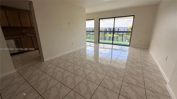 $2,500 | 1300 Southwest 122nd Avenue, Unit 4162, Miami, FL 33184