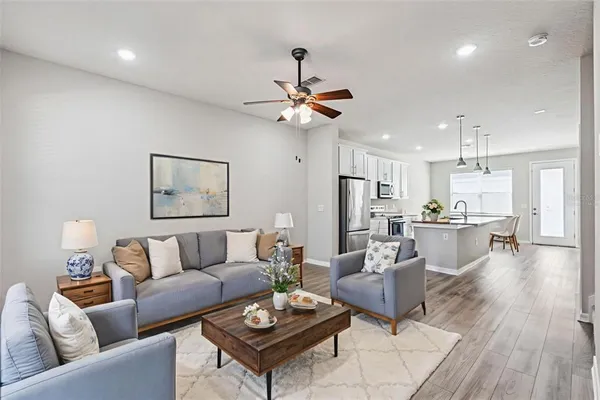 $370,000 | 1318 Painted Bunting Avenue, Oakland, FL 34787