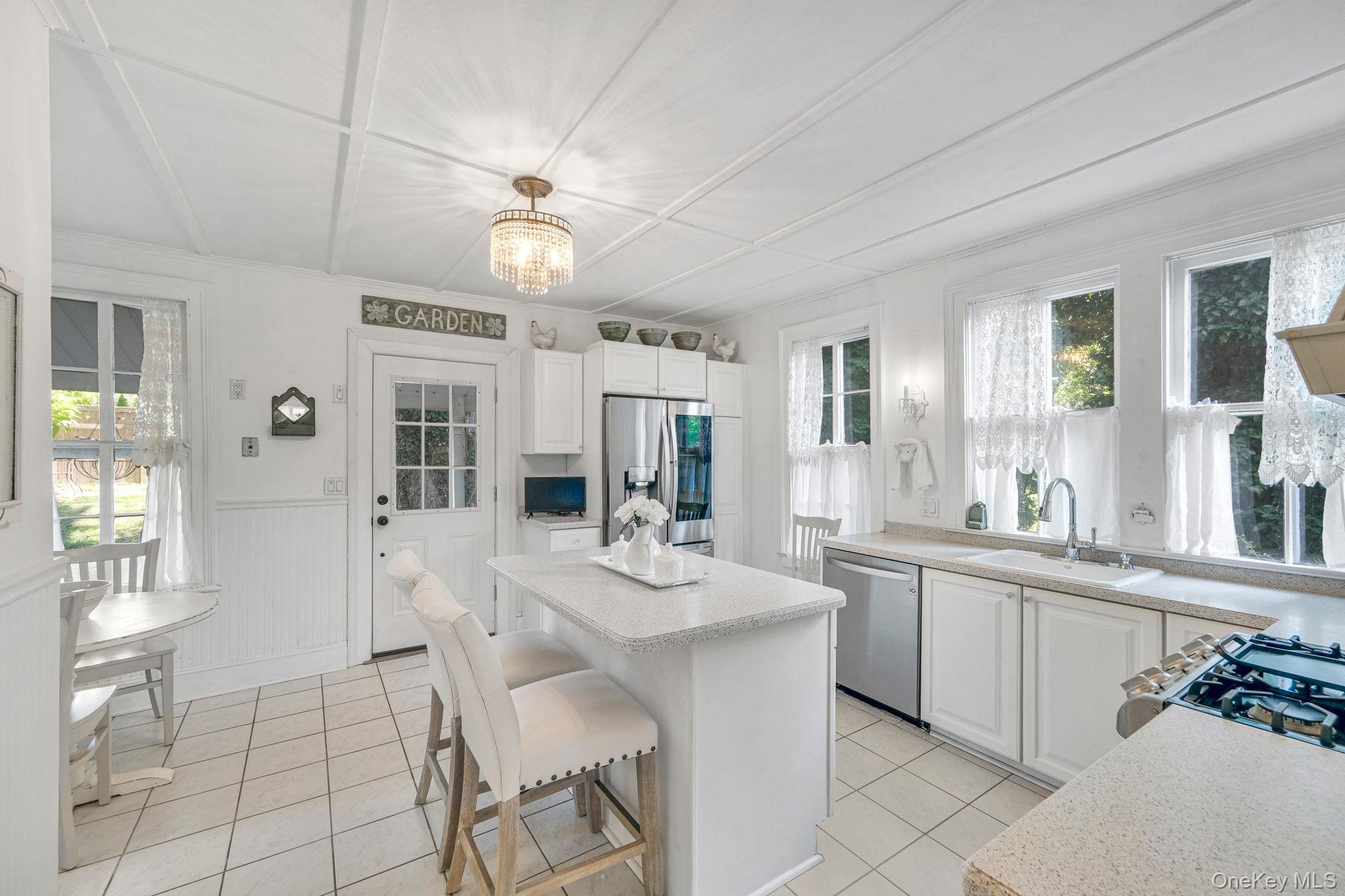 45 Shore Road East Setauket, NY 11733 - Photo 13 of 27