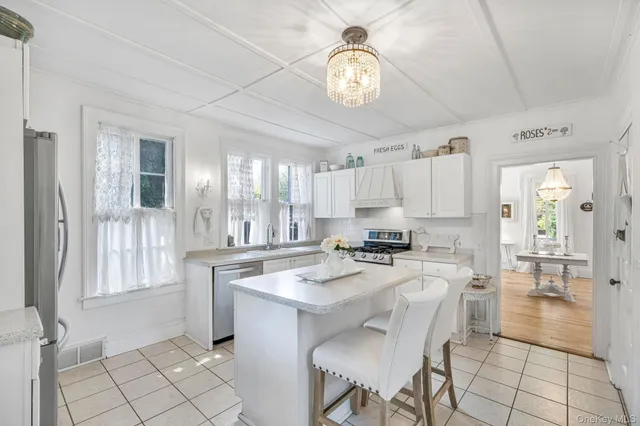 $975,000 | 45 Shore Road, East Setauket, NY 11733