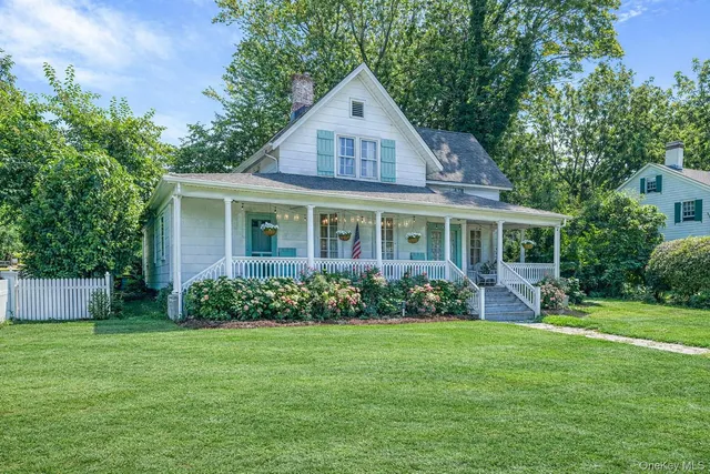 $975,000 | 45 Shore Road, East Setauket, NY 11733