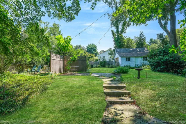 $975,000 | 45 Shore Road, East Setauket, NY 11733