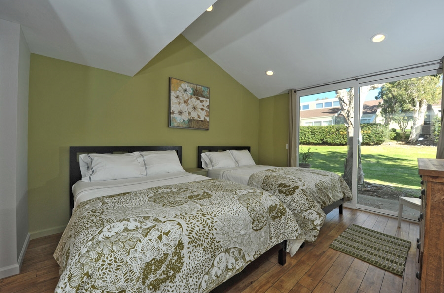 1819 Parliament Road Encinitas, CA 92024 - Photo 3 of 24