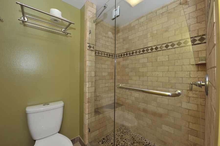 1819 Parliament Road Encinitas, CA 92024 - Photo 6 of 24