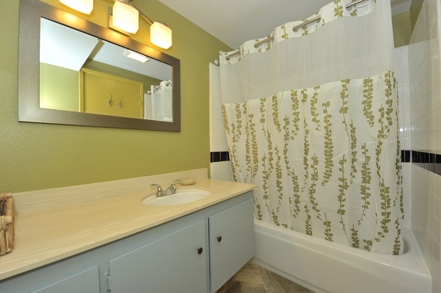 1819 Parliament Road Encinitas, CA 92024 - Photo 7 of 24
