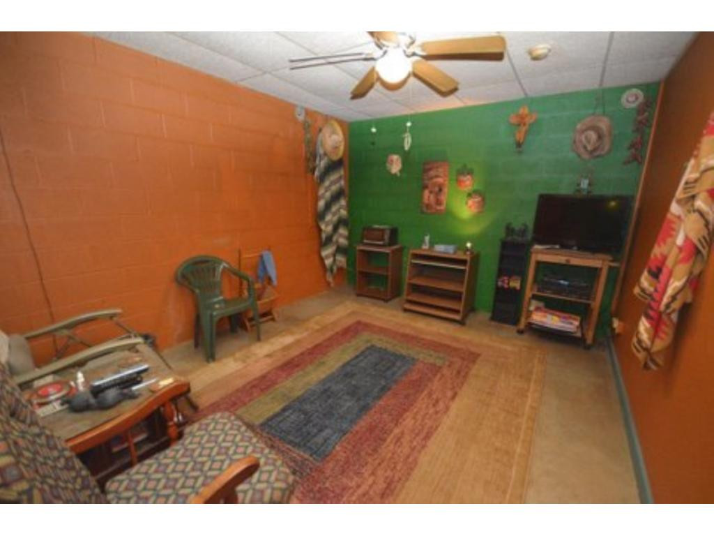 275 Webb Road Piney Flats, TN 37686 - Photo 21 of 34 Photo 21