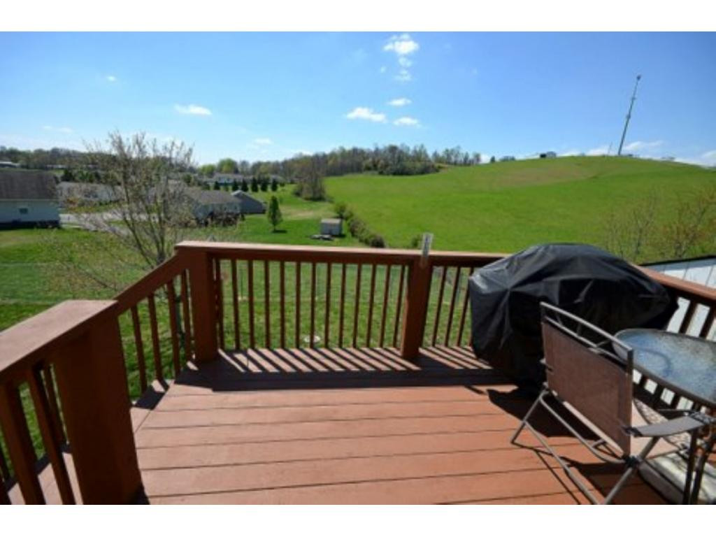275 Webb Road Piney Flats, TN 37686 - Photo 25 of 34 Photo 25