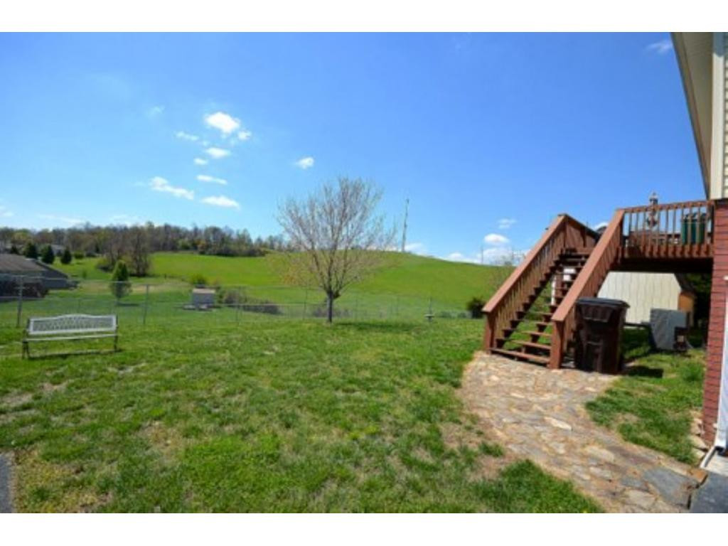 275 Webb Road Piney Flats, TN 37686 - Photo 29 of 34 Photo 29