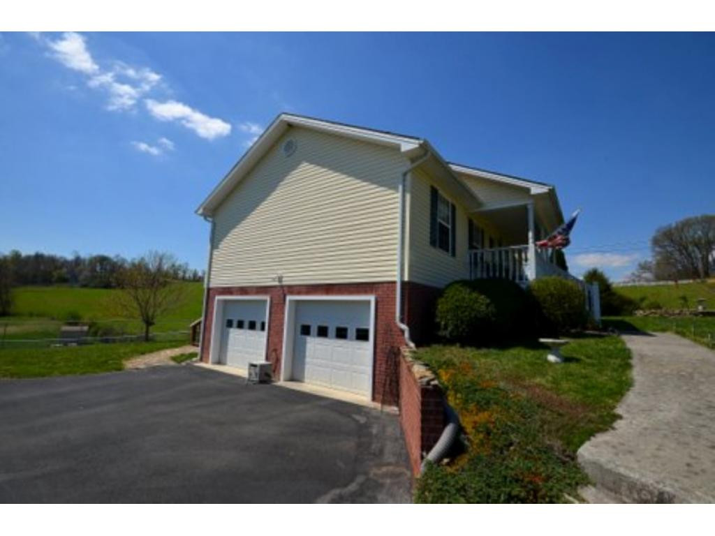 275 Webb Road Piney Flats, TN 37686 - Photo 30 of 34 Photo 30