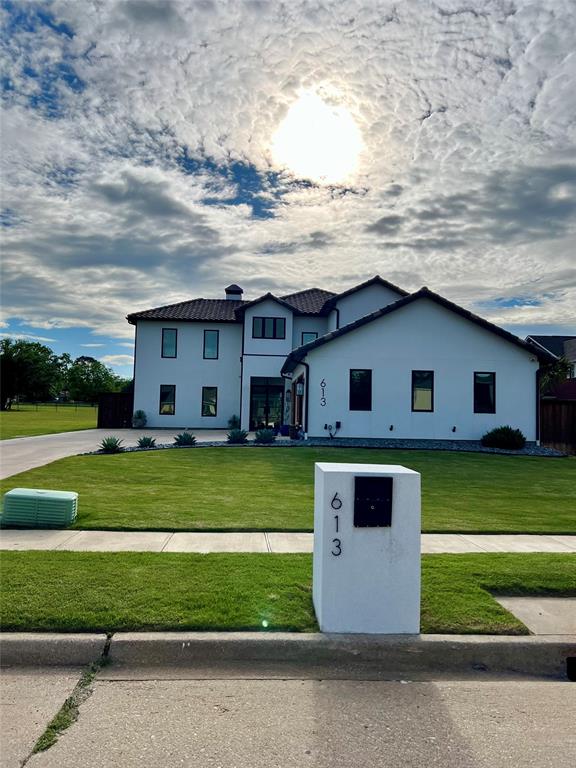 613 Wildcat Way Kennedale, TX 76060 - Photo 2 of 38