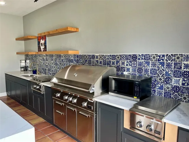 $1,350,000 | 613 Wildcat Way, Kennedale, TX 76060