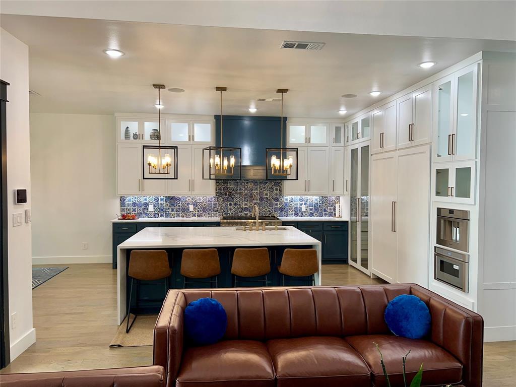 613 Wildcat Way Kennedale, TX 76060 - Photo 5 of 38