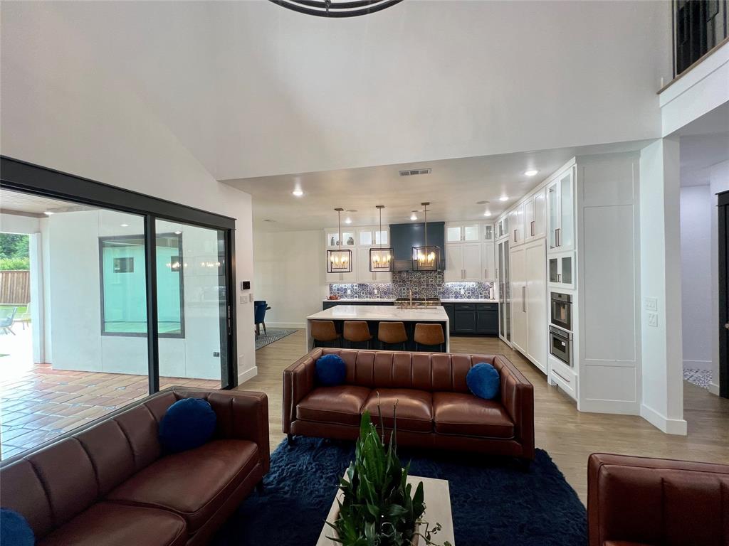 613 Wildcat Way Kennedale, TX 76060 - Photo 7 of 38