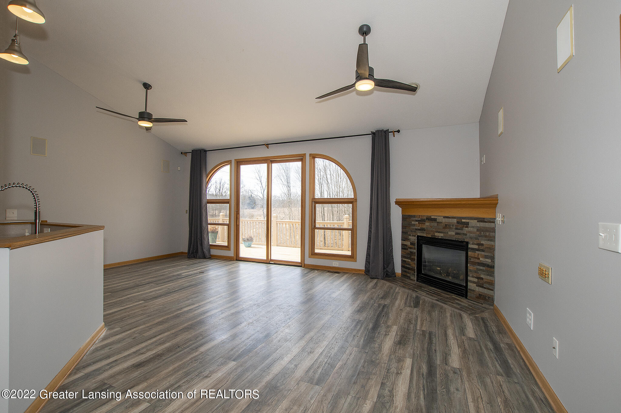 7537 Williams Road Lansing, MI 48911 - Photo 4 of 20 DSC_0728-HDR