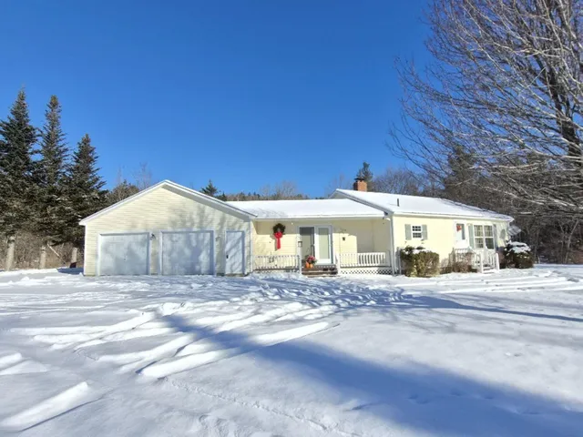 $480,000 | 370 School Street, Weld, ME 04285